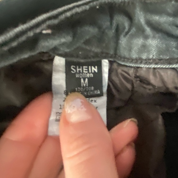 Shein jeans - Picture 2 of 2